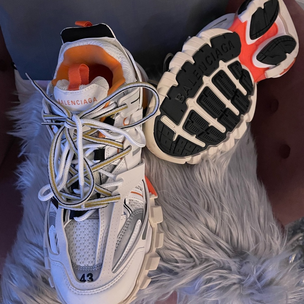 Balenciaga track trainer Sneakers white and orange. Size 43